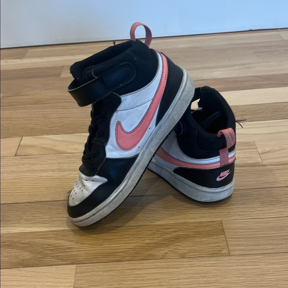 Nike Kids' Black and Pink Sneakers